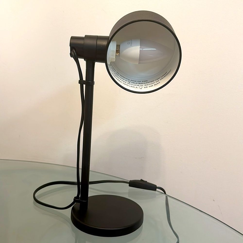 LED Spotlight Multicolour Lamp, 360 Degree Rotation, Wireless Remote - Picture 10 of 16